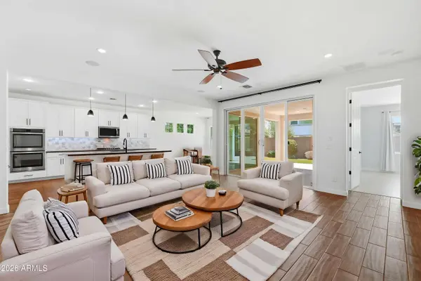 923 W YELLOWSTONE Way, Chandler, AZ 85248