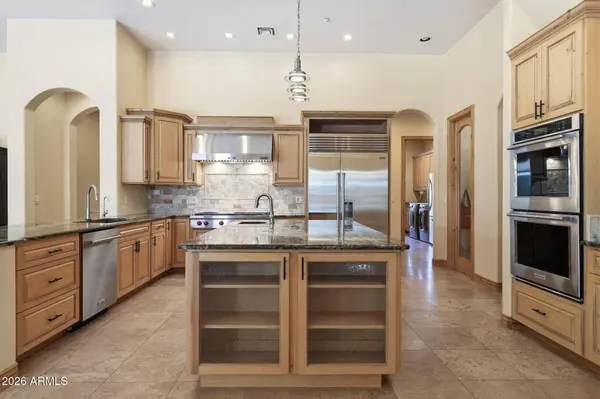 15445 E BRONCO Court, Gilbert, AZ 85298