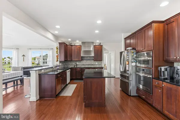1422 OLMSTED DR, Bear, DE 19701