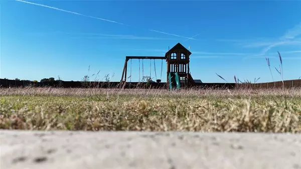 401 Evening Fire Drive, Waxahachie, TX 75167