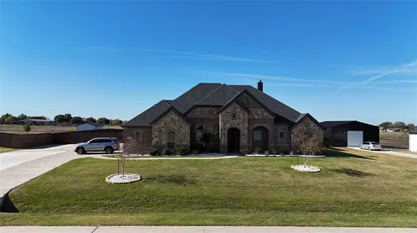 401 Evening Fire Drive, Waxahachie, TX 75167