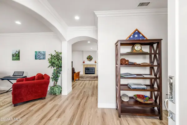 20 Cabrillo Circle, Newbury Park, CA 91320