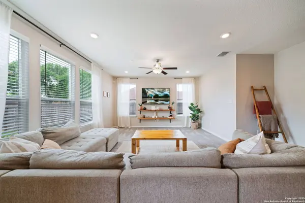 403 Lone Falls, Universal City, TX 78148