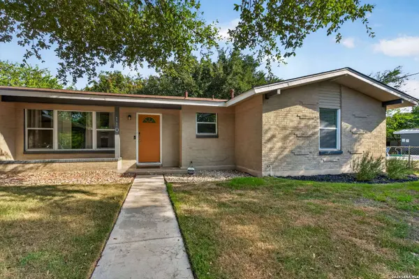 110 WESTCHESTER DR, San Antonio, TX 78217