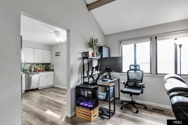 6527 Lafayette AVE, Omaha, NE 68132