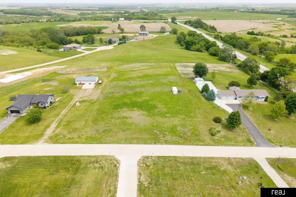 2492 280th AVE, Sidney, IA 51652