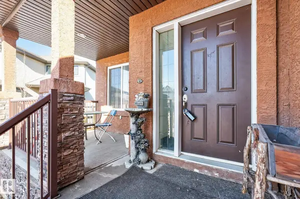 1660 MALONE WY NW, Edmonton, AB T6R 0H4