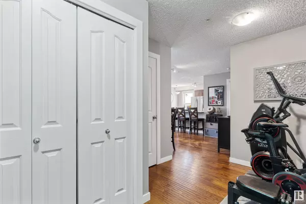 #118 11808 22 AV SW, Edmonton, AB T6W 2A2