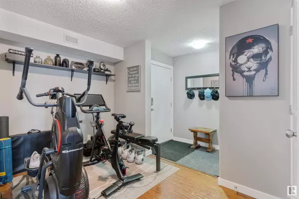 #118 11808 22 AV SW, Edmonton, AB T6W 2A2