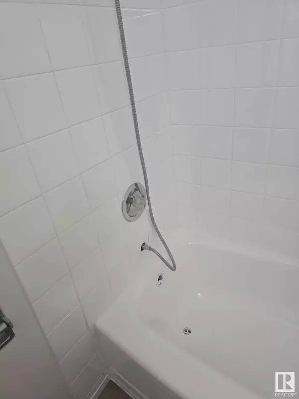 12935 / 12937 82 ST NW, Edmonton, AB T5E 2T3