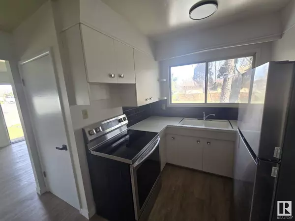 12935 / 12937 82 ST NW, Edmonton, AB T5E 2T3