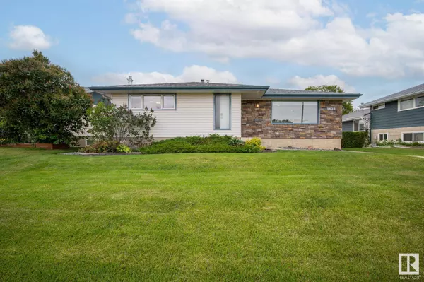 3628 107 ST NW, Edmonton, AB T6J 1B1