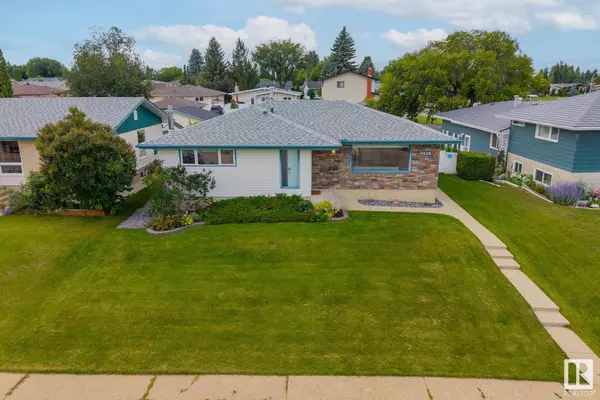 3628 107 ST NW, Edmonton, AB T6J 1B1