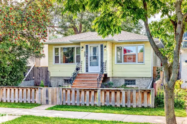 10711 72 AV NW, Edmonton, AB T6E 1A2