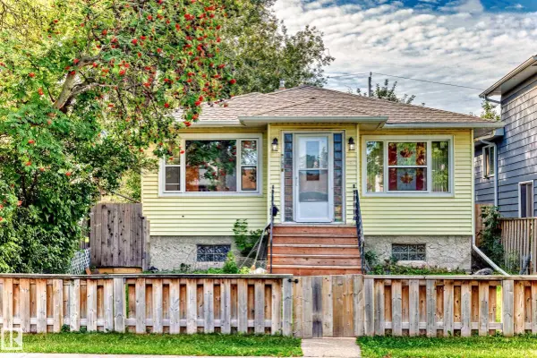 10711 72 AV NW, Edmonton, AB T6E 1A2