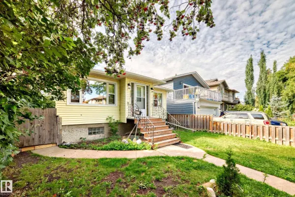 10711 72 AV NW, Edmonton, AB T6E 1A2