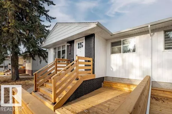 8522 84 AV NW, Edmonton, AB T6C 1C9