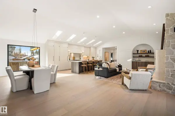 14313 90A AV NW, Edmonton, AB T5R 4X7