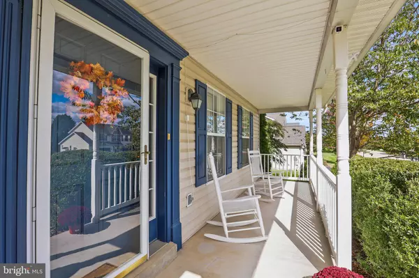 210 RUNNINGBOARD RD, Stewartstown, PA 17363