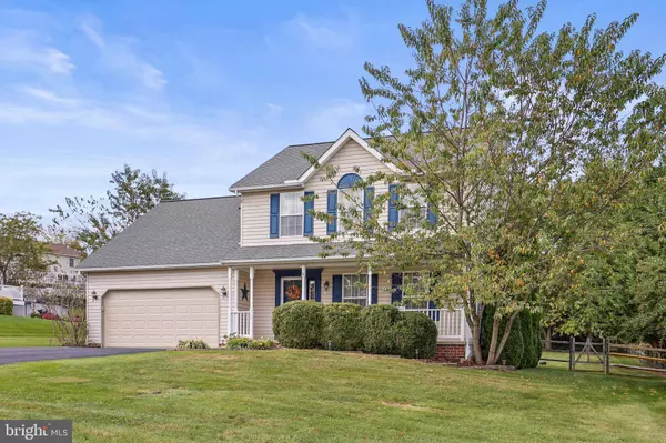 210 RUNNINGBOARD RD, Stewartstown, PA 17363