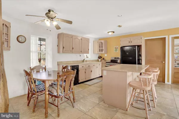 115 HARLACHER RD, East Berlin, PA 17316