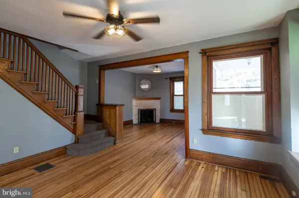 202 WALNUT ST, Lemoyne, PA 17043