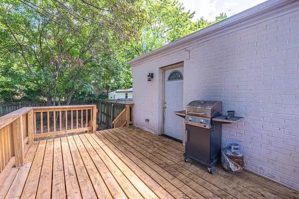 130 Rosewood Avenue, Circleville, OH 43113