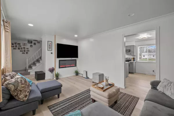 2166 Waldorf Road, Columbus, OH 43229