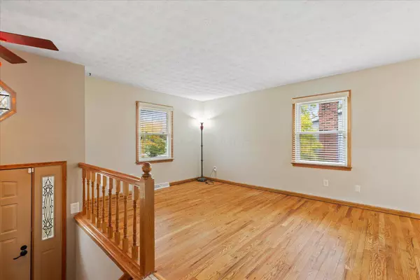 3643 Santa Maria Drive, Grove City, OH 43123