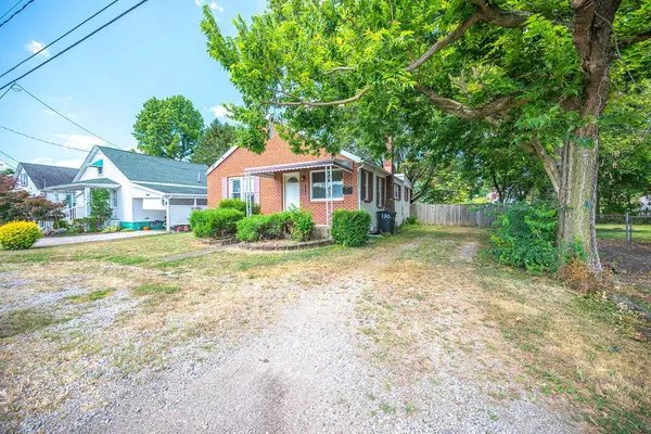 130 Rosewood Avenue, Circleville, OH 43113