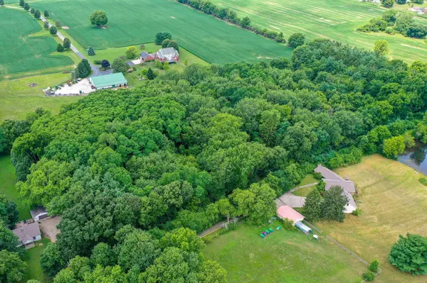 4004 Sintz Road, Springfield, OH 45504