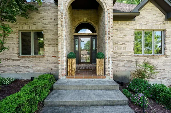 527 Viking Landing Court, Beavercreek, OH 45434