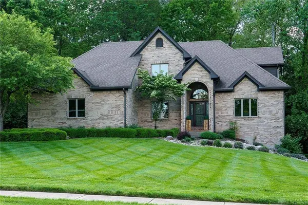 527 Viking Landing Court, Beavercreek, OH 45434