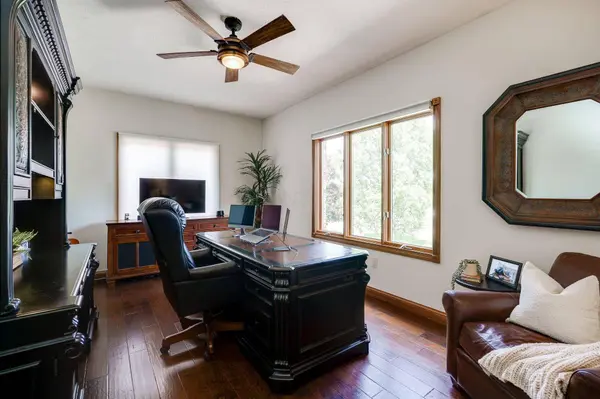 527 Viking Landing Court, Beavercreek, OH 45434