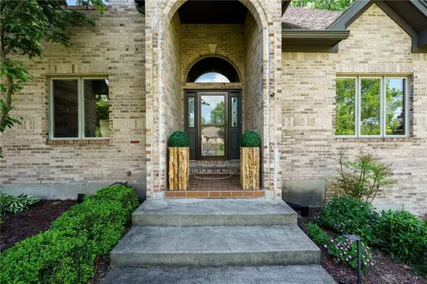 527 Viking Landing Court, Beavercreek, OH 45434