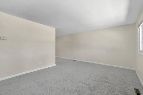 1496 Mariner Drive, Reynoldsburg, OH 43068