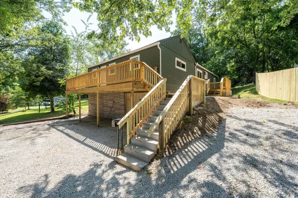 357 Adams Street, Nelsonville, OH 45764