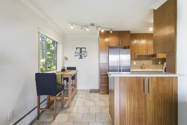 340 W 3rd ST #222, North Vancouver, BC V7M 1G4