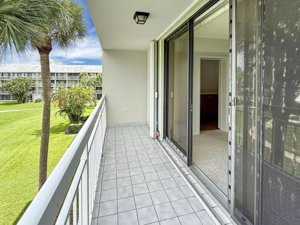 2601 Village BLVD 301, West Palm Beach, FL 33409