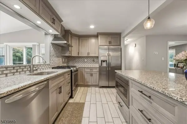41 Sycamore Ave, Berkeley Heights Twp., NJ 07922