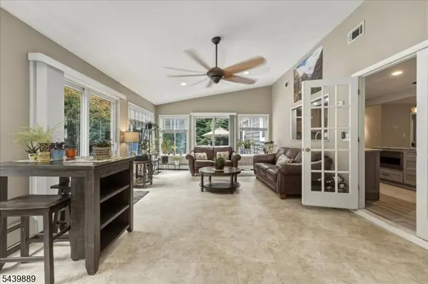 41 Sycamore Ave, Berkeley Heights Twp., NJ 07922