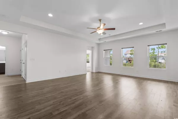 213 Astoria Park Loop, Conway, SC 29526