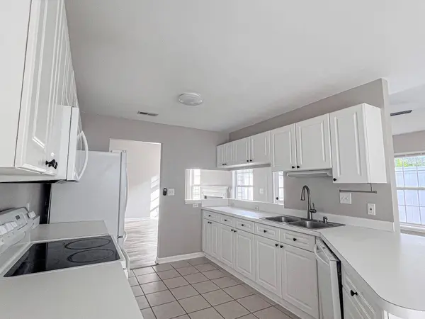4422 Barcelona Ln., Little River, SC 29566
