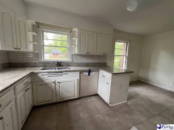 719 S Franklin Dr, Florence, SC 29501