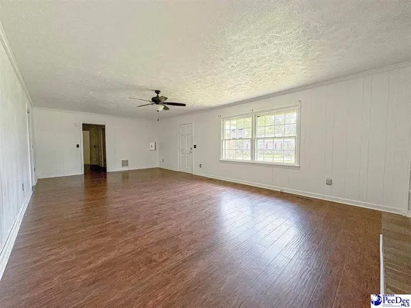 219 E Marion ST, Mullins, SC 29574