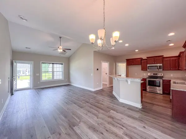 141 Baylee Circle, Galivants Ferry, SC 29544
