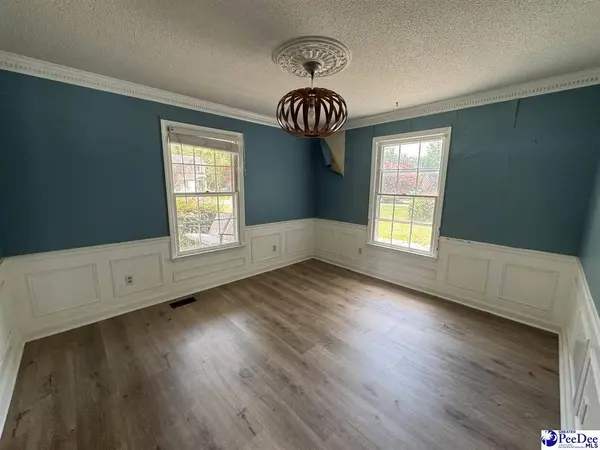 58 Chalmers Row, Florence, SC 29501-8829