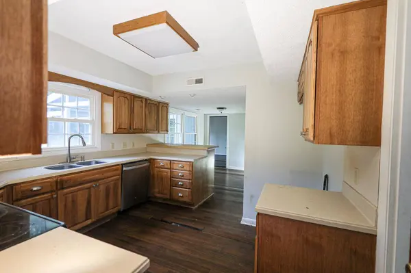 127 Johnston Ln., Georgetown, SC 29440