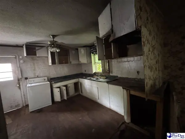 512 Hunter Drive, Hartsville, SC 29550