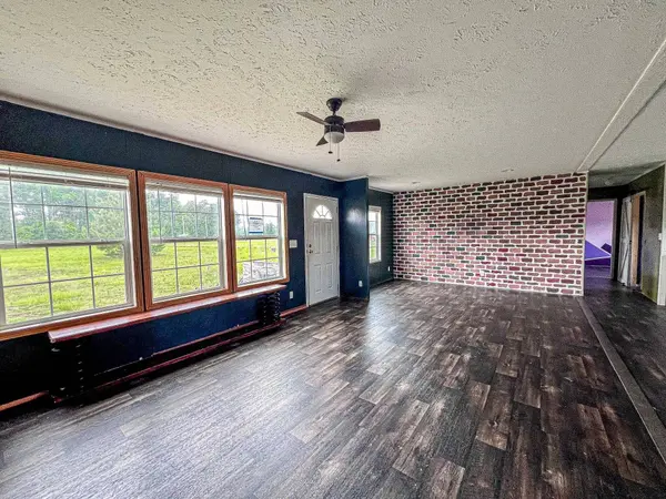 176 Old Flowers Rd., Hemingway, SC 29554